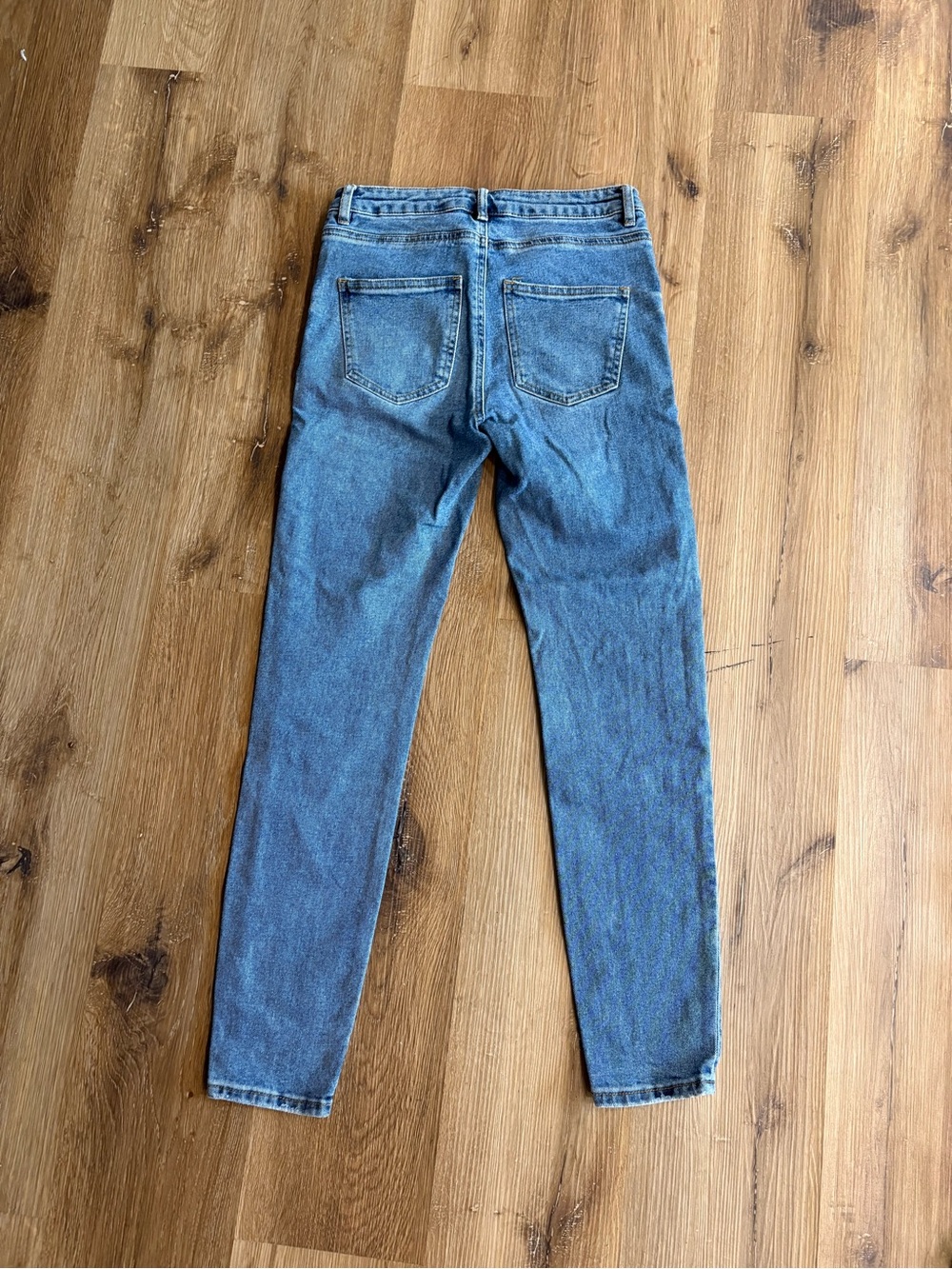 Black Tape_ High-Rise Skinny Jeans in Light Blue - Picture 2 of 3